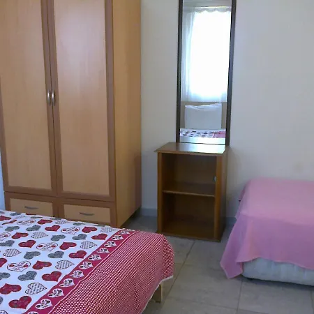 Cizmeci Apart